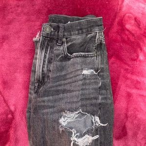 American Eagle Mom Jeans